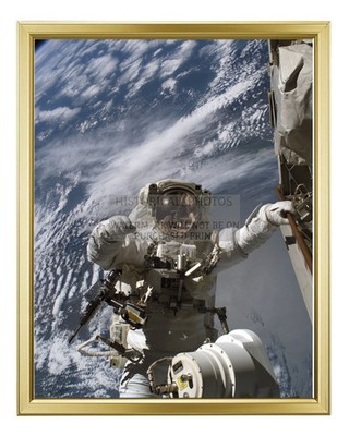 ASTRONAUT ROBERT L CURBEAM SPACEWALK ISS SPACE SHUTTLE 20 8X10 GOLD FRAMED PHOTO