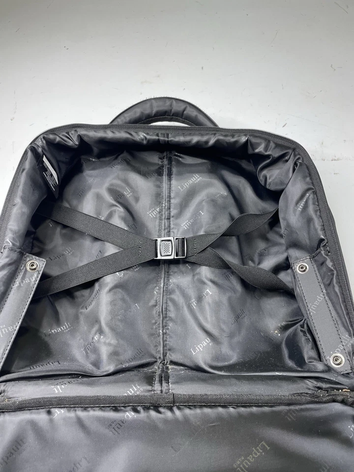 LIPAULT PARIS 15” BOLSA TOTE DE VIAGEM ROLANTE - PRETA - 2 RODAS - ALÇA RETRÁTIL - Imagem 3 de 4