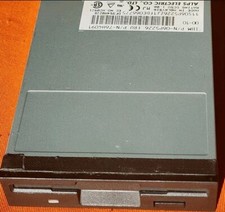 Original Korg PA80 Floopy Disket Drive.