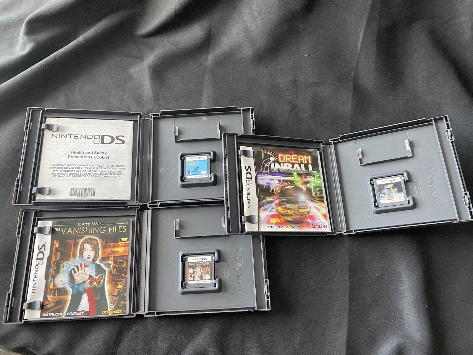 NINTENDO DS 3 GAMES, RAVING RABBIDS TV PARTY, DREAM PINBALL ...