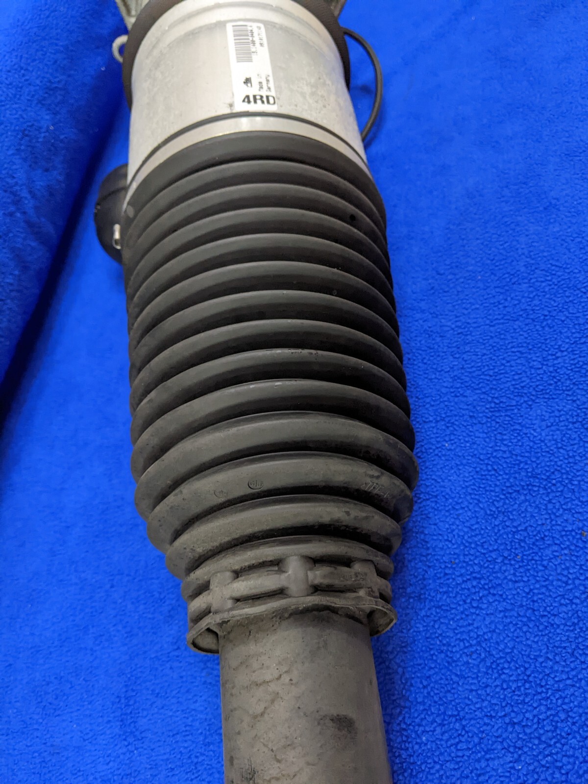REAR RIGHT passenger AIR SHOCK STRUT BENTLEY FLYING SPUR (2006-2012) OEM