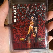 Signature Rookies 1995 Kevin Garnett Red Hot Rookies Rookie Insert R6