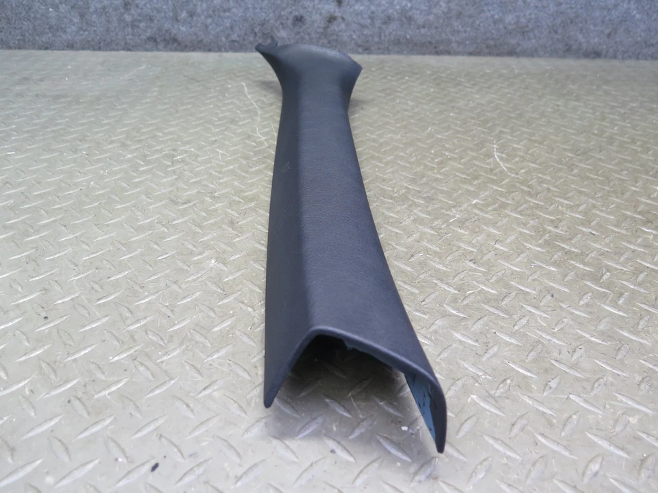 01-06 宝马 E46 330ci 可转换 2 件套前 A 皮拉尔装饰盖板 原始设备制造商 — 第 4/4 张图片