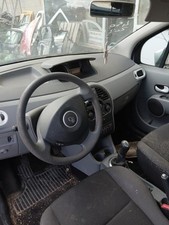 Porte avant et accessoires Renault MODUS