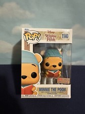 Funko Pop! Vinyl: Disney - Winnie the Pooh - Reading A Book In A Night Gown