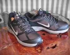 Nike Dual Fusion Run Shoes Girls Youth 6Y Black reflective running sneakers