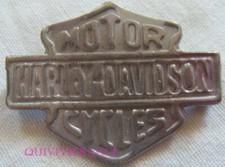 BG13835 - INSIGNE BADGE HARLEY-DAVIDSON