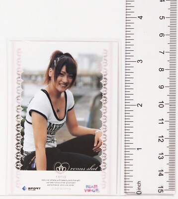 2010 BBM REAL VENUS Rena レーナ 直筆サインカード シュート