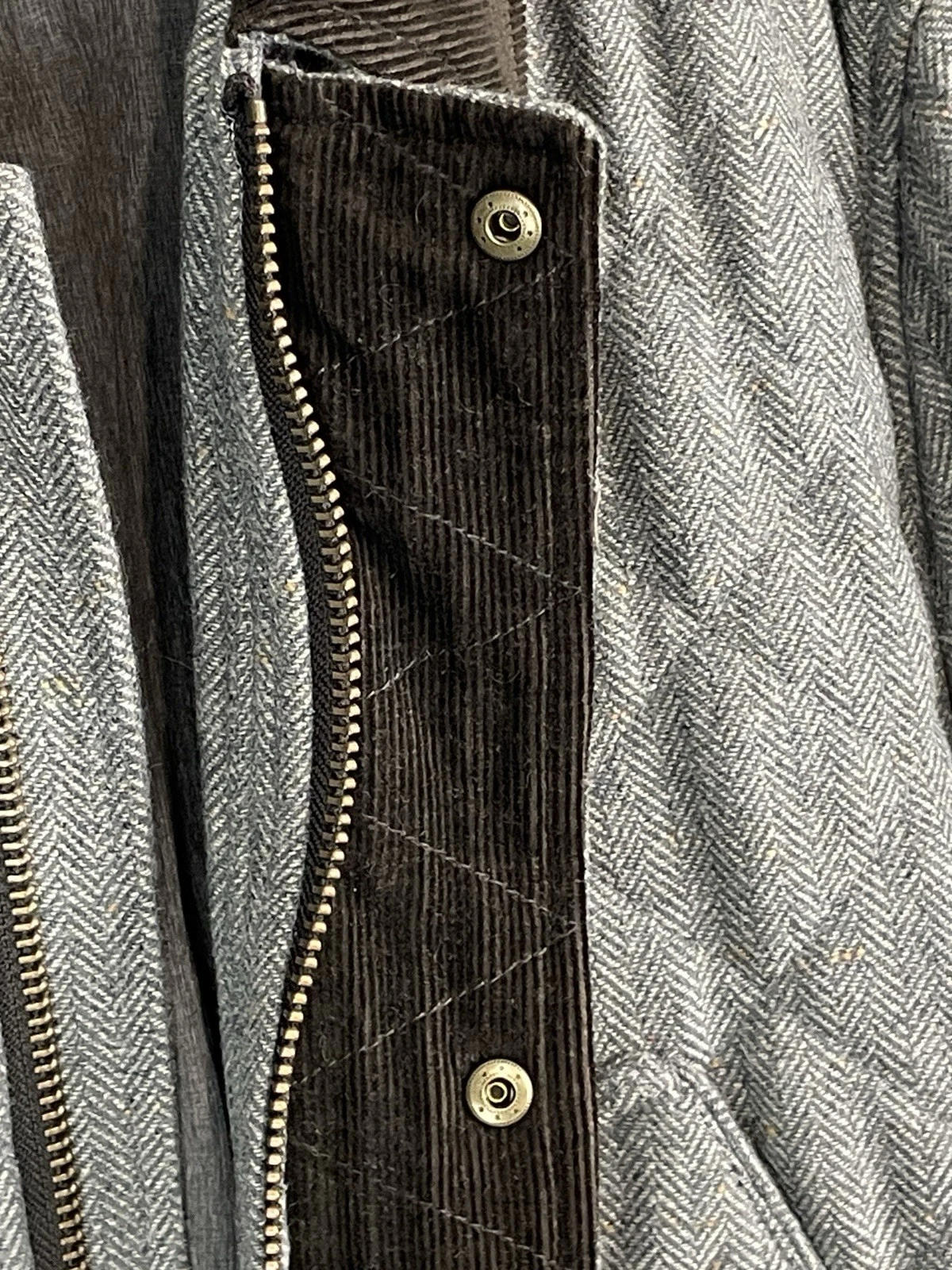 Jos A Bank Men XL Wool Quilted Barn Chore Coat Herringbone Corduroy Collar Gray image 16