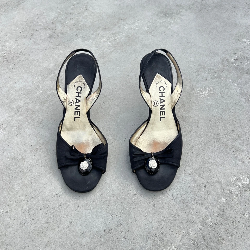 Chanel | Authentic Vintage Black Satin White Camellia Bow Tie Slingback (36.5) - Image 2 of 4