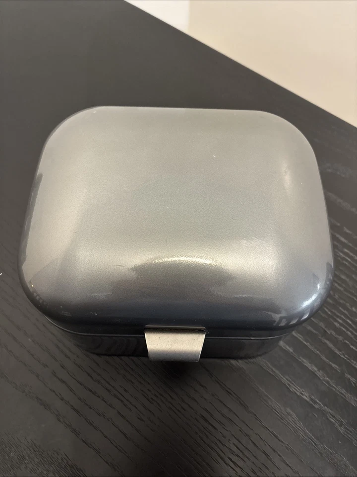 Caja de pan Wesco Grandy Breakfast Sandwich Box níquel plata acero Foto 2 de 4