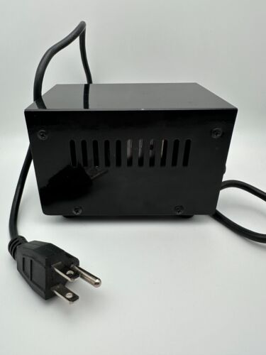 VC100W PowerBright 100W Step Up & Down Transformer / Converter - Picture 4 of 5