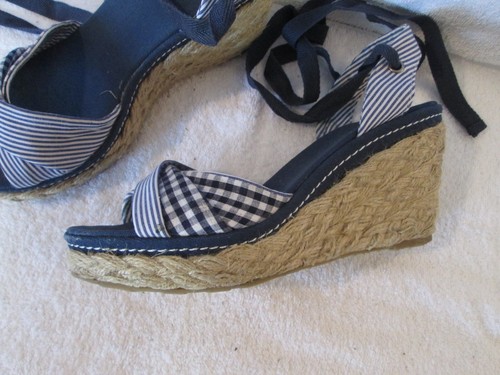 Union Bay Espadrille Ankle Strap Platform Wedge Heels Shoe 9 M Blue/White Casual - Picture 5 of 6