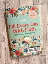 DAYSPRING Digest 2023 Christian Weekly Planner - "Fill Every Day With Faith"