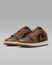 NIKE Mujer Air Jordan 1 BAJA DC0774-021 Off Noir Sail Archio Marrón