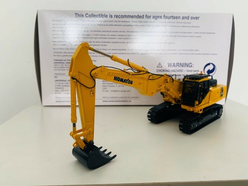 Komatsu PC450LCD W/Short Trowel Tracked Excavator 1:50 Scale Die-Cast UH8004 NEW - Picture 5 of 12