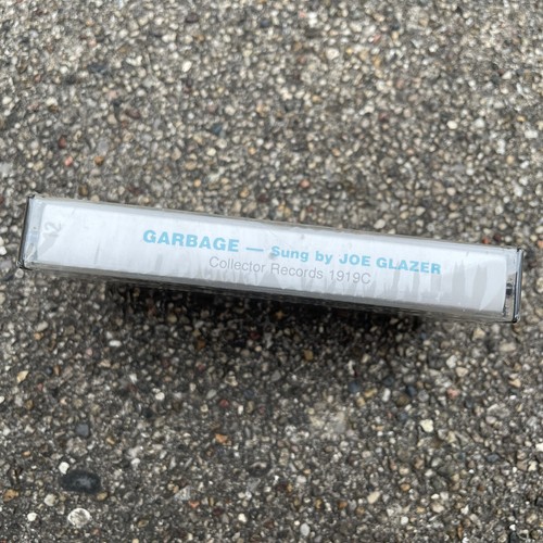 Garbage Sung by Joe Glazer Collector Records Cassette Sealed - Picture 3 of 3