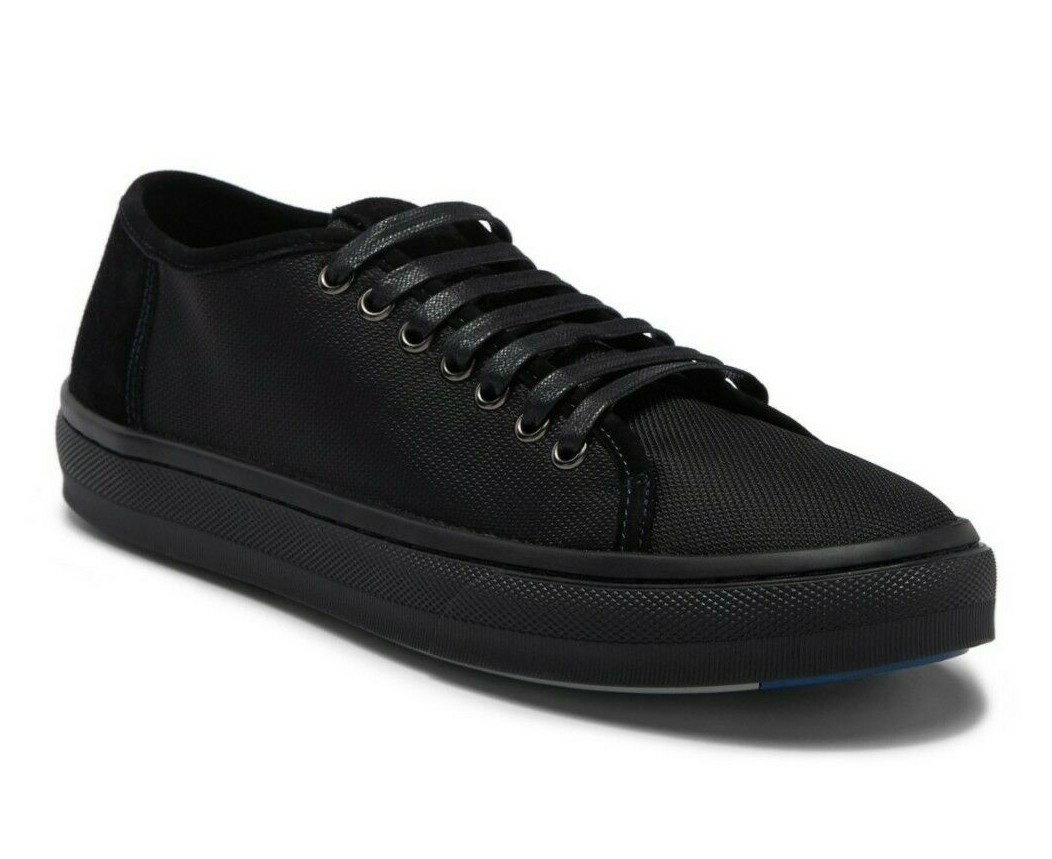 donald pliner dan sneaker
