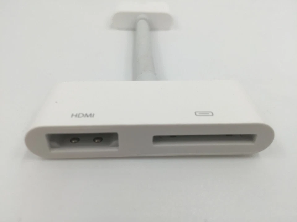 Genuine OEM Apple 30-pin to HDMI Video Audio Adapter Cable FOR iPad and iPhone - Image 2 of 4
