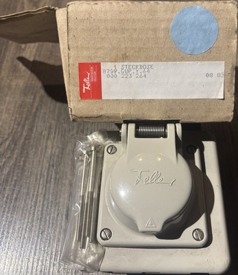 Vintage Feller Aufputz Steckdose  8709.GUP. Y IP 65