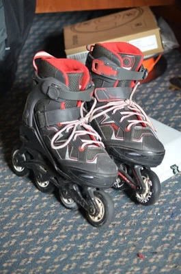 Decathlon Oxelo Roller Fit 3 Kids Black Inline Roller Blades UK 2.5,3,4,5 - Image 1 of 4