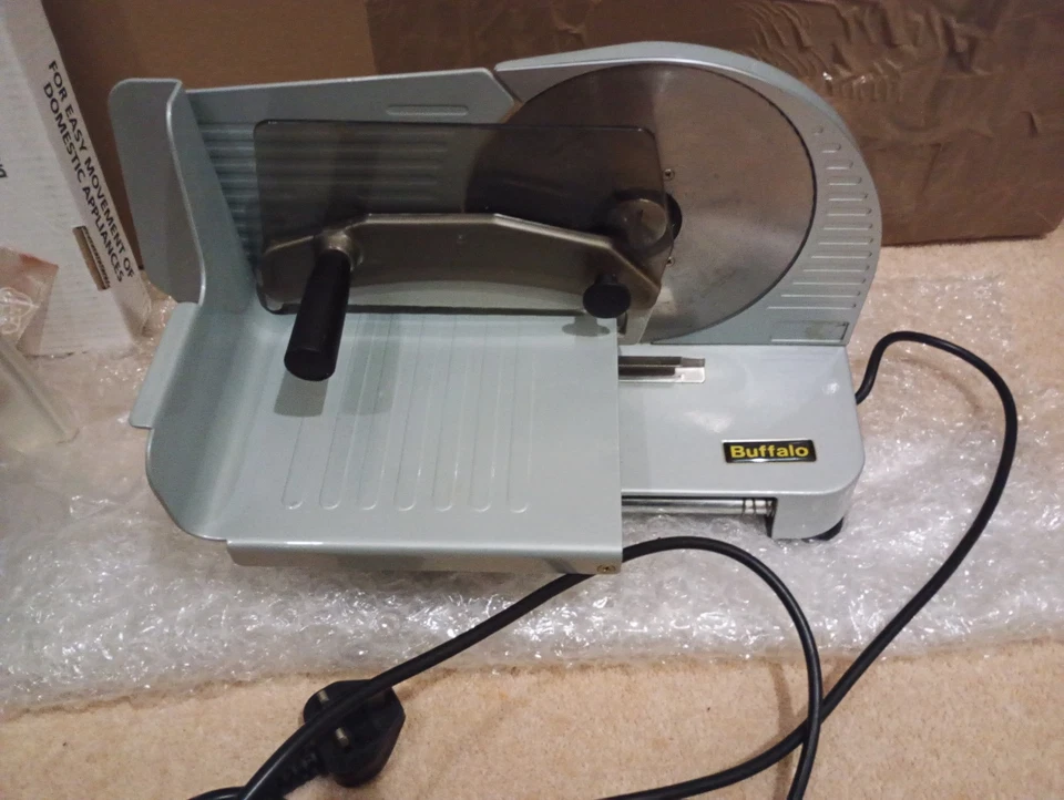 Buffalo Elektrischer Fleischschneider 0720N