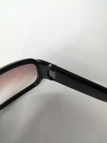 GUCCI Model number: 584LE Sunglasses - Picture 7 of 13