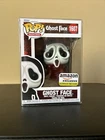 Funko Pop! Movies- Ghost Face: Ghost Face GITD Amazon Exclusive #1607 W/Protect