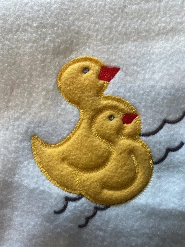 VTG NORTHPOINT TRADING Baby Blanket Blue Ducks w/ Matching Bag Hooded 90s - Image 2 of 4