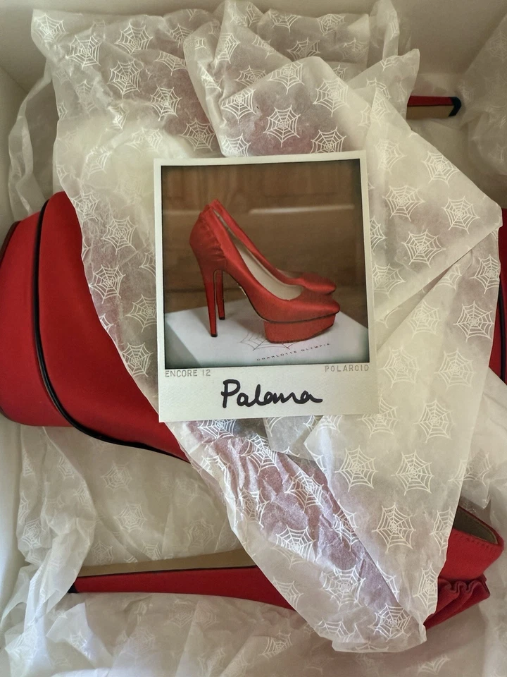 Sexy Rojo Charlotte Olympia 37 Tacones BNWB Hecho a Mano en Italia 🇮🇹 Con Medias Foto 4 de 4