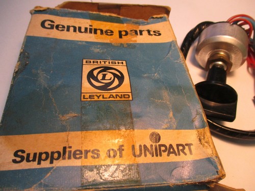 1974-1979 Jaguar XJ6, XJ6C, XJ12, XJ12C, XJS headlamp switch NOS assembly C46318 - Picture 8 of 8