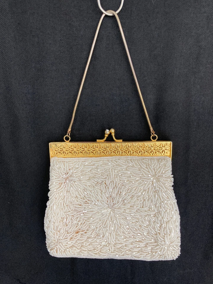 Bolso de Noche Vintage Micro Cuentas Floral Decorado Marco Dorado Foto 3 de 4