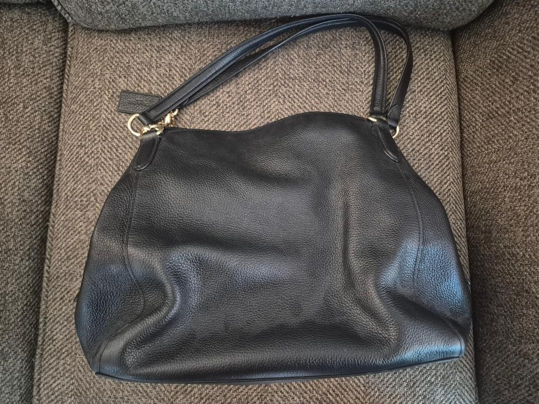 COACH F80268 Shoulder Bag Tote Black Pebble Leather Gold Hardware