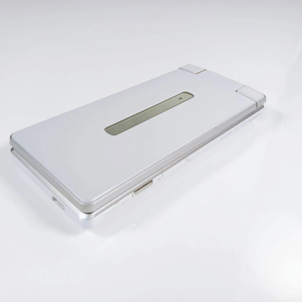 SHARP Flip Phone AQUOS K SHF32 au Sim sbloccato Android Keitai dal Giappone A... - Immagine 4 di 4