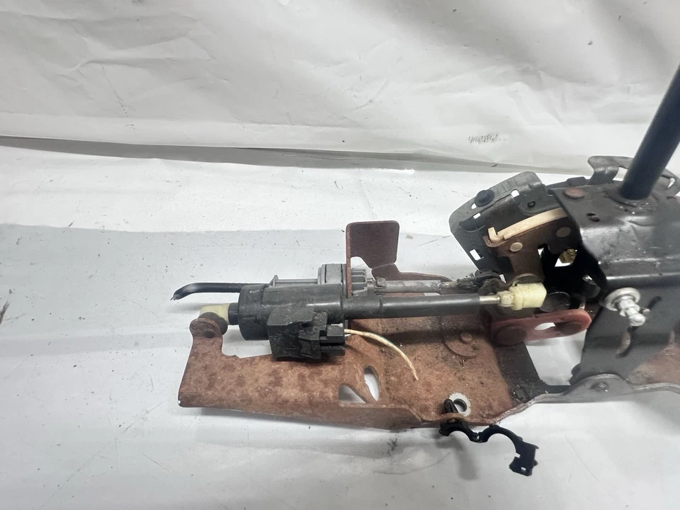 1993-2002 Firebird Camaro Automatic 4L60e Floor Shifter Gear Selector OEM 👍GOOD - Image 2 of 4