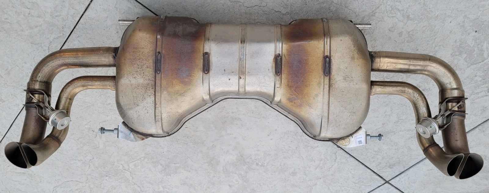 AUDI R8 EXHAUST MUFFLER 