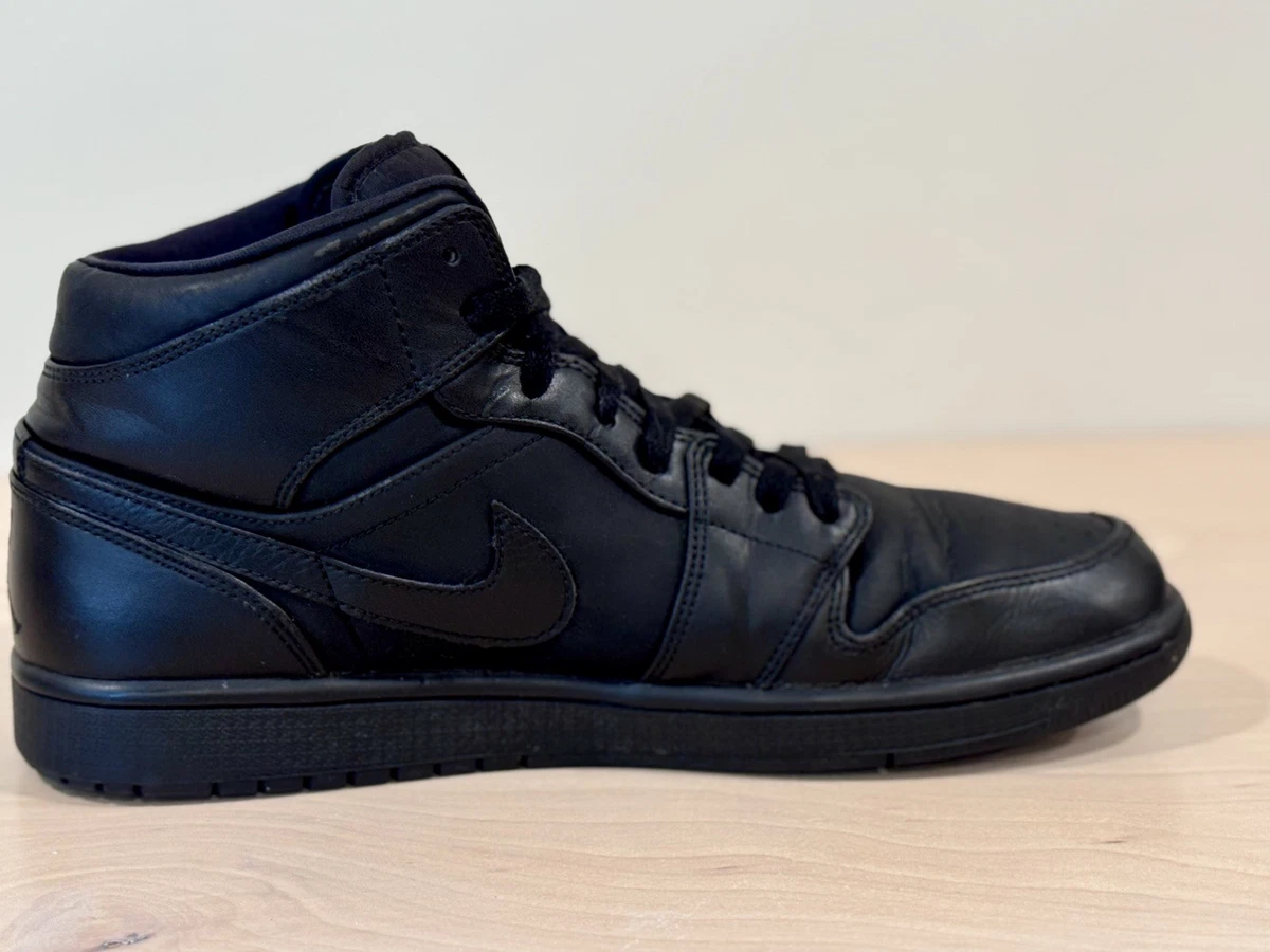 Preços baixos em Jordan 1 Mid Triple Black 2019 | eBay