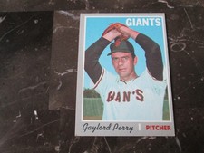 GAYLORD PERRY 1970 TOPPS BASEBALL CARD # 560 EXMT
