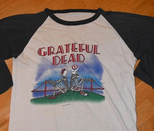 GRATEFUL DEAD concert tour jersey tee shirt XL 70 1980s vintage concert t-shirt, vintage, size XL, single stitch, B+ condition