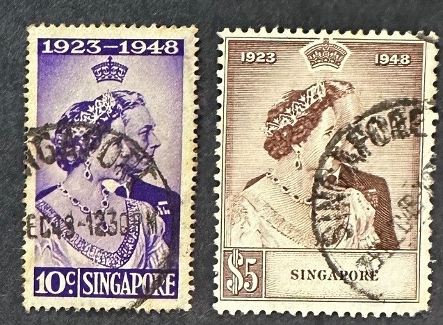 SINGAPORE   21 - 22   Lovely   Used   SILVER  WEDDING   Set