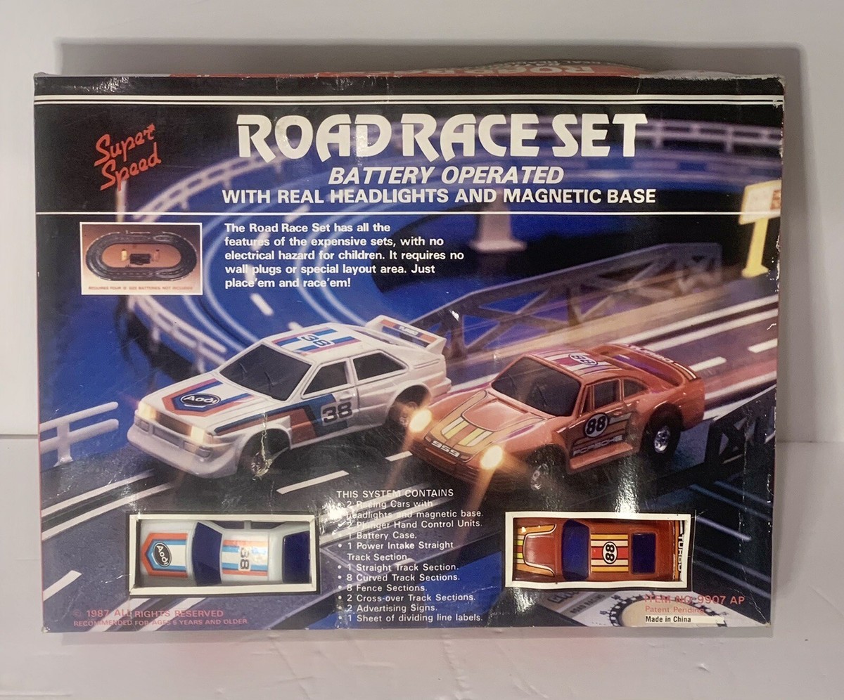 Vintage 1987 Super Speed Road Race Set Battery Operated Slot Cars