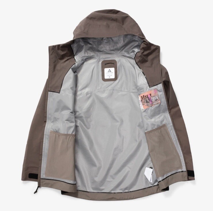 Nike ACG Storm-Fit ADV Gore-Tex Brown Jacket Mens Multi Nike ACG Storm-Fit ADV Gore-Tex Brown Jacket Mens Multi