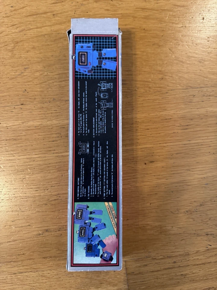 Reloj Pulsera Robot/Transformador Cuarzo Retro Raro Funcionando con Caja Batería - Imagen 2 de 4