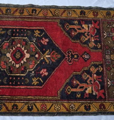 1930s-40s Mihrab Design Turkish Anatolian Prayer Rug 47''x 27.5''