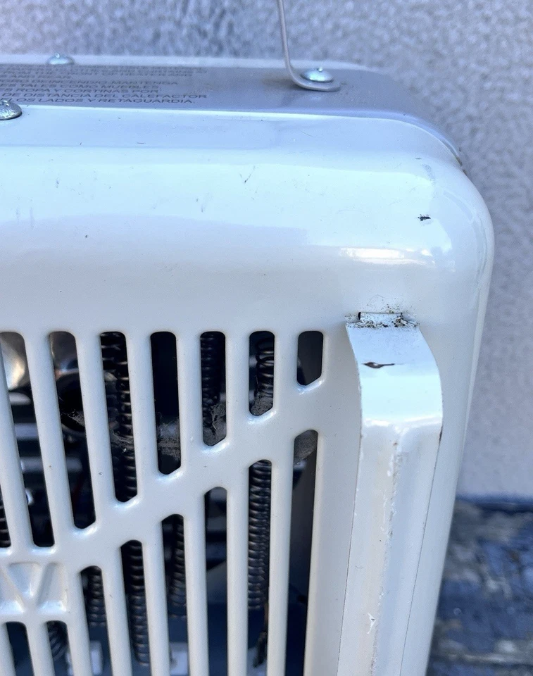 Intertek 1500w Watt Portable Space Heater LH-875A - Image 4 of 4