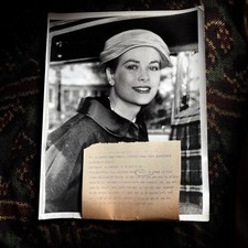 Grace Kelly Wearing Lovely Hat Her Husband To Be Gave Her. Mirror News Photo