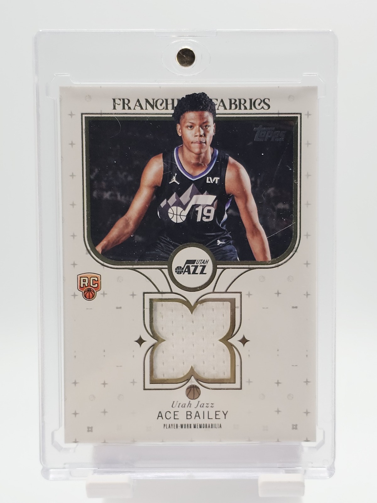 ACE BAILEY 2025-26 TOPPS FRANCHISE FABRICS ROOKIE PATCH PLAYER WORN #FF-AB Q6846