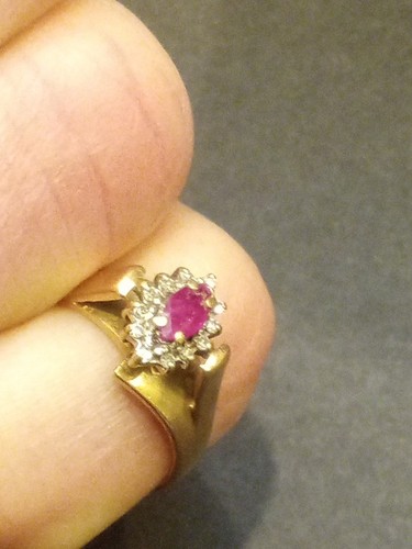 10K Yellow Gold Ruby and Diamond Ring Size 5.5 Circa 1980 - Picture 9 of 13