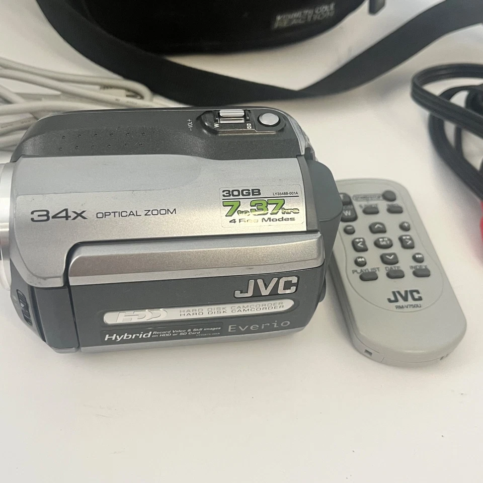 JVC Camcorder GZ-MG130U Everio Hybrid Hard Disk Drive w/ Accessories - UNTESTED - Image 3 of 4