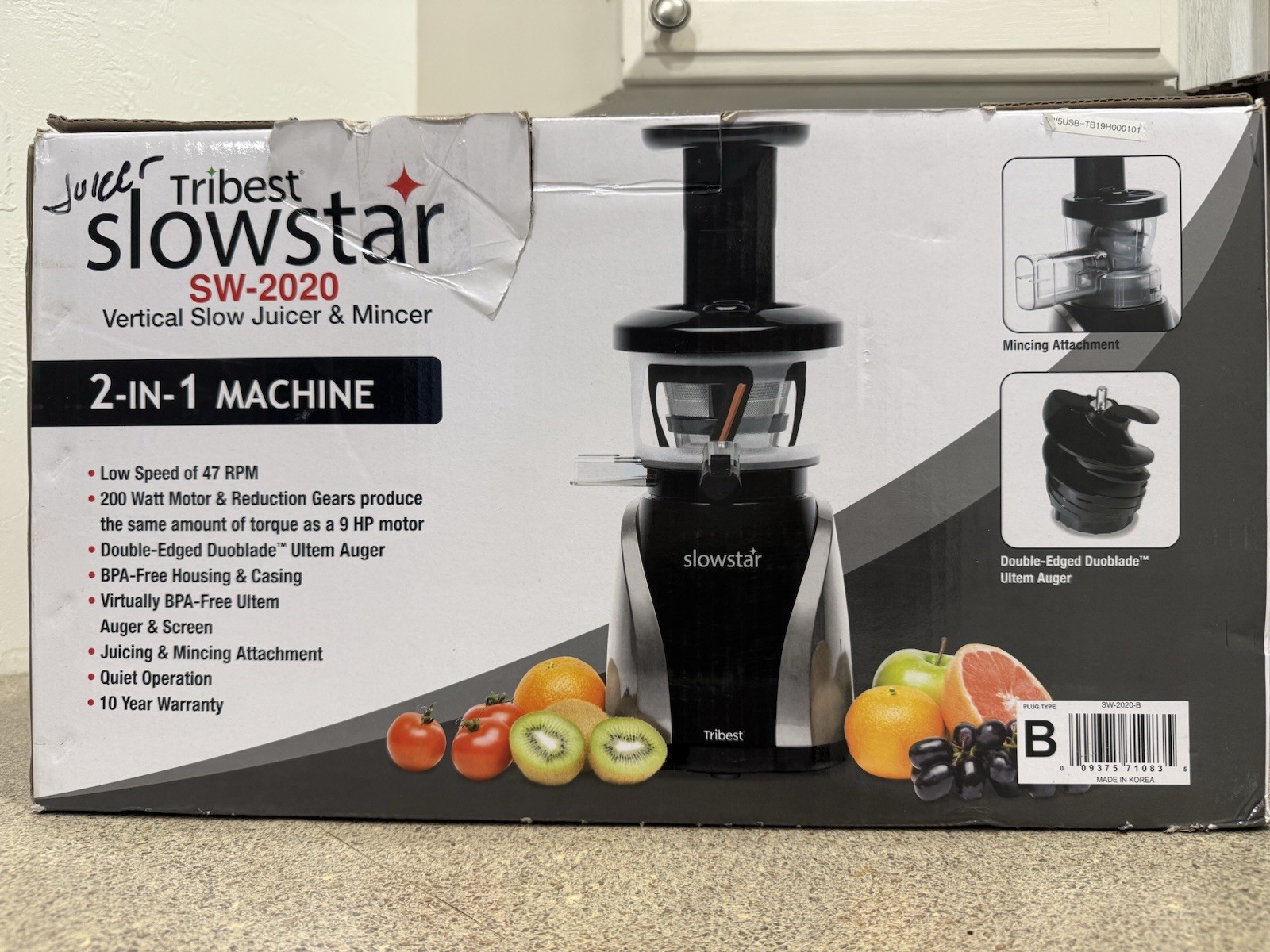 Slowstar SW-2020 Tribest Vertical Masticating Cold Press Juicer/Juice Extractor
